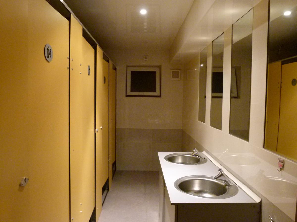 Why Me Eco-Friendly Hostel Tbilisi Luaran gambar
