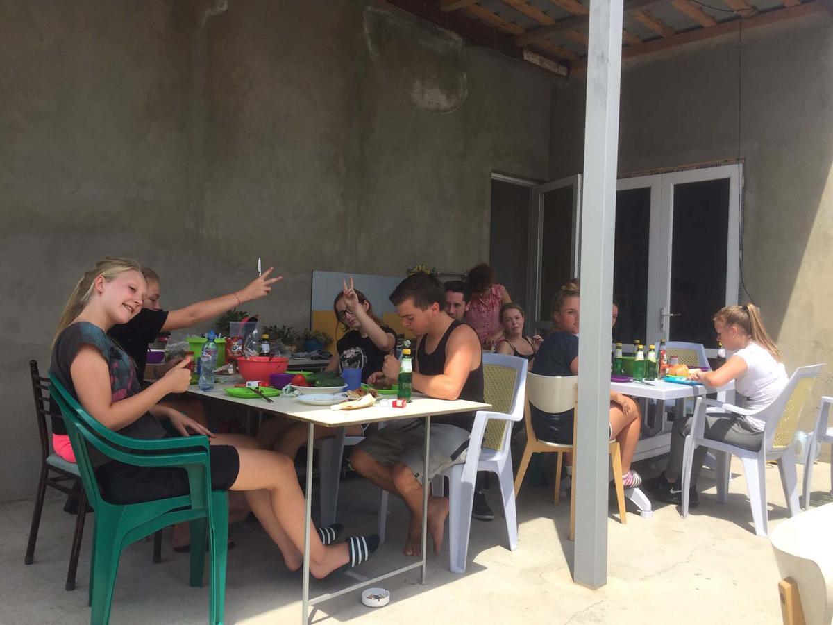 Why Me Eco-Friendly Hostel Tbilisi Luaran gambar