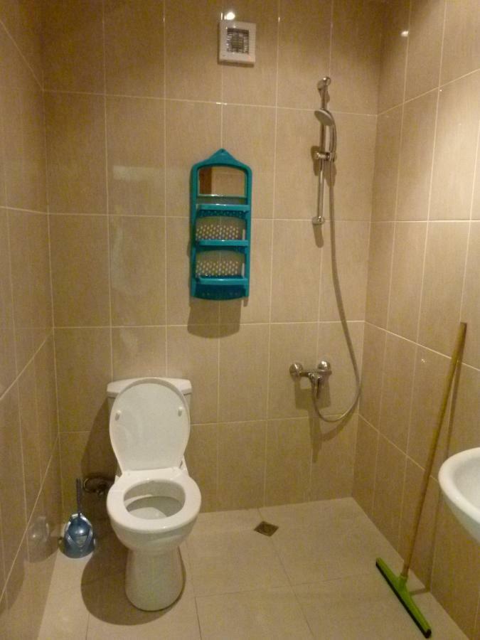Why Me Eco-Friendly Hostel Tbilisi Luaran gambar